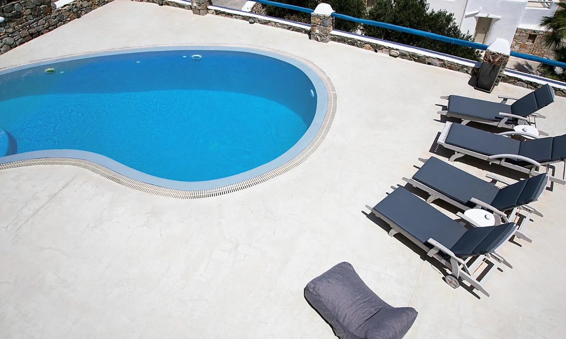 Mesiba Party Villa